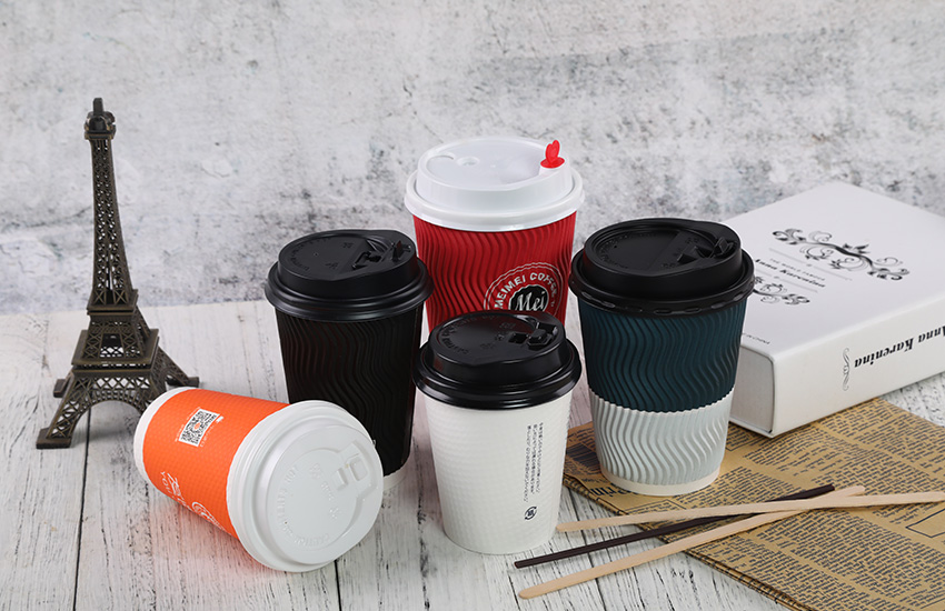 瓦楞紙杯（bēi）