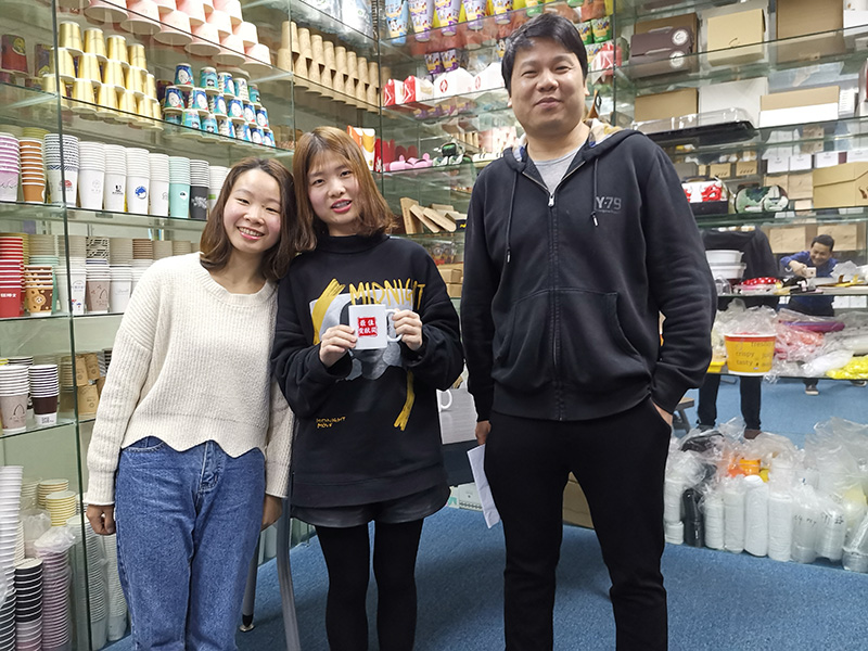 東莞(wǎn)市謙(qiān)禾食品包裝有限公司2018年度年會隆(lóng)重舉行 東莞市謙禾(hé)食品包裝(zhuāng)有限公司2018年度年會隆(lóng)重舉行